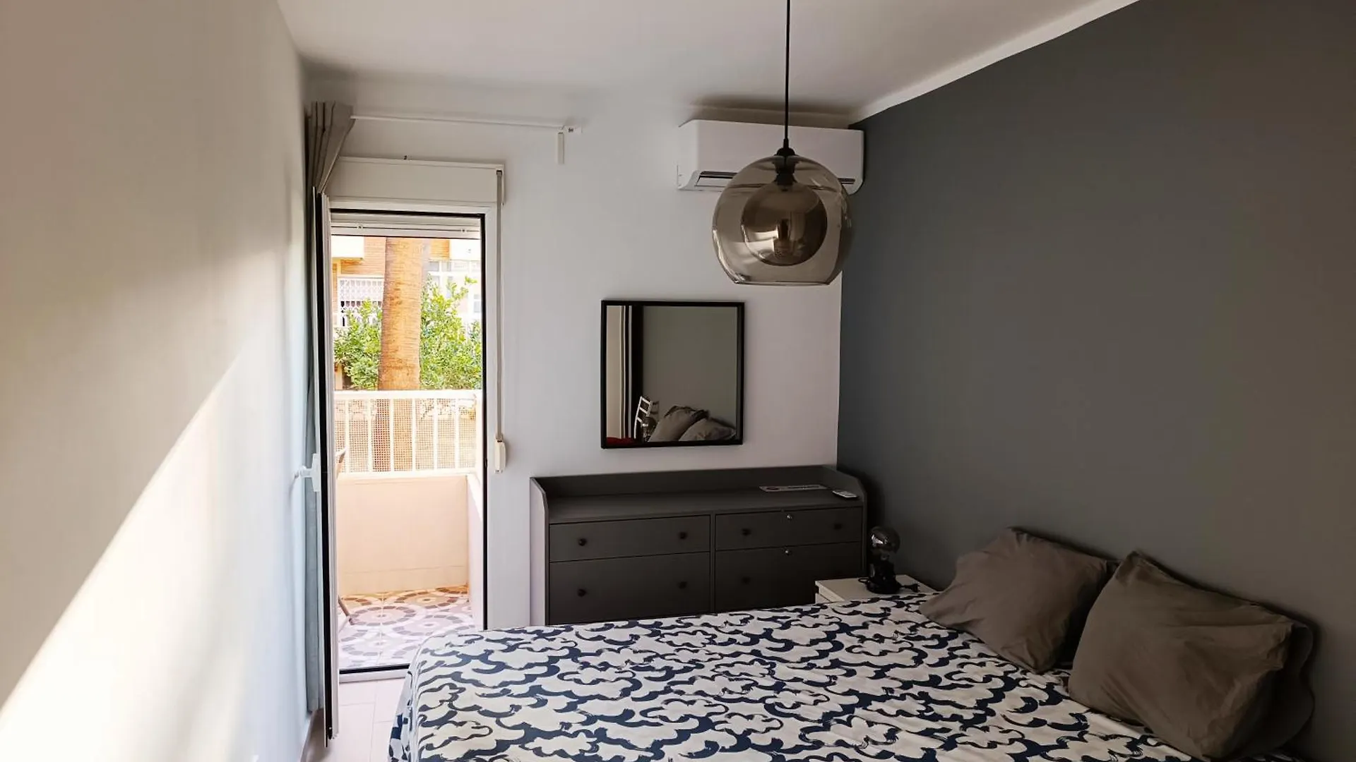 Aga - Apartamento Benalmadena Terraza Con Vistas Al Mar Y Jardin, Piscina, Wifi, Nuevo, 1 Dormitorio 0*,  Espanha